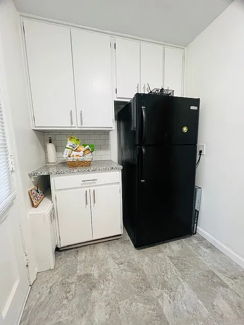 2 bed, 700 sqft, $1,300 — Photo 4