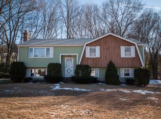 3 Carby Dr, Mendon, MA 01756