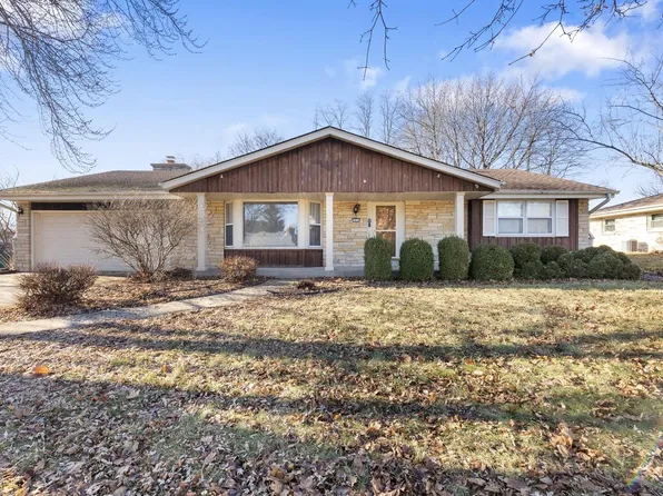 7975 South Wynbrook COURT, Oak Creek, WI 53154