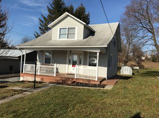 37 W Maple St, East Prospect, PA 17317