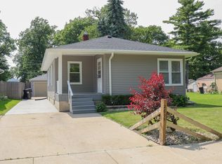 2600 Arthur Ave, Racine, WI 53405