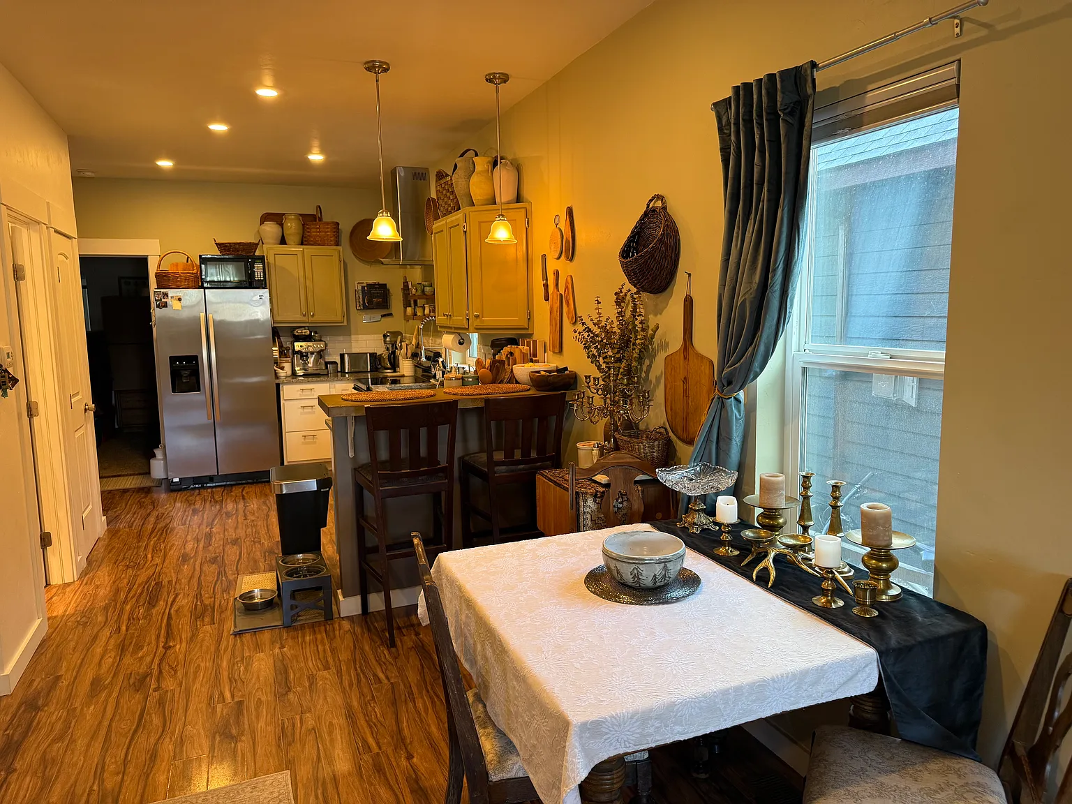 3 bed, 2.5 bath, 1565 sqft, $2,600 — Photo 4