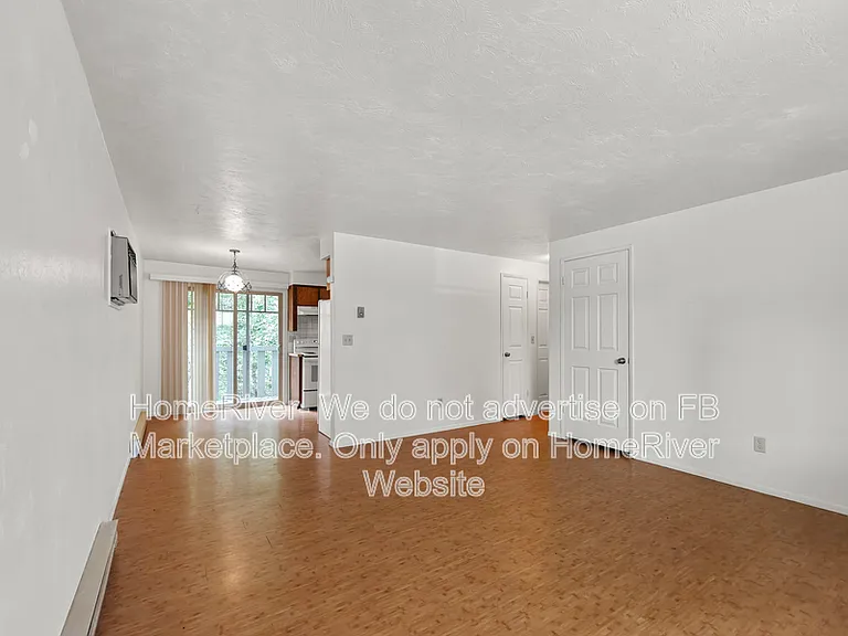 819 E 9th Ave — Photo 3