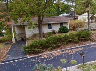 14 Red Twig Trl, Bloomingdale, NJ 07403