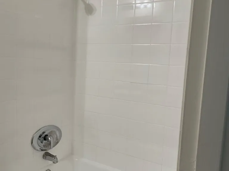 102 - Vista Bonita Apts. — Photo 12