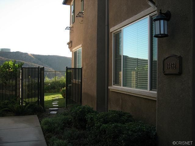 2nd image of 19432 Laroda Ln