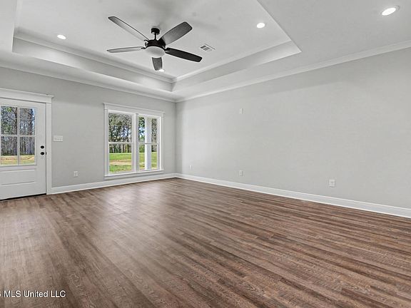 3rd image of 206 Marshall Smith Rd