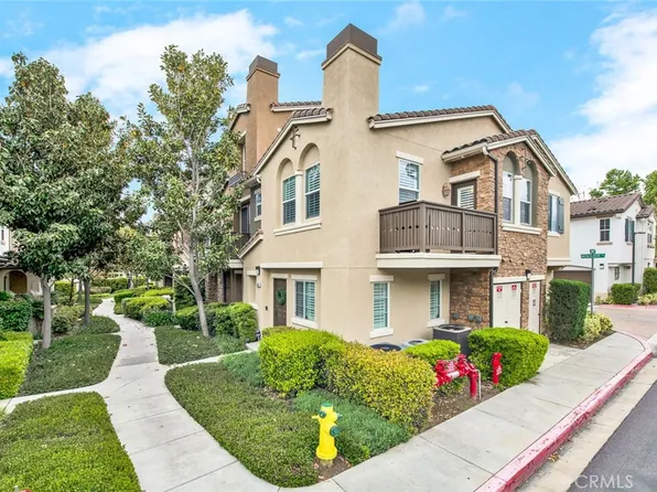 6284 Montedor Ln, Mira Loma, CA 91752