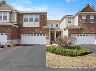 2996 Henley Ln, Naperville, IL 60540