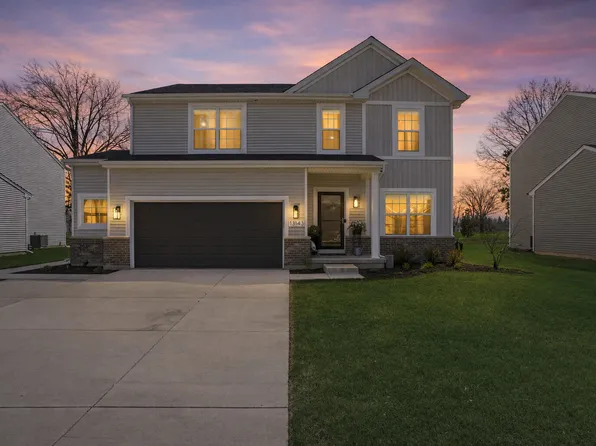 13143 Rutledge Pl, Crown Point, IN 46307