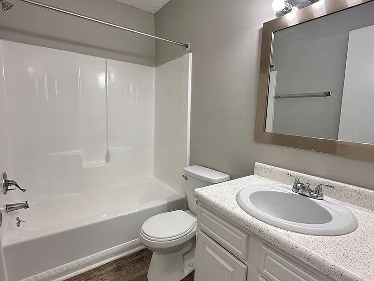 Rand Stockton Apartment Homes — Photo 38