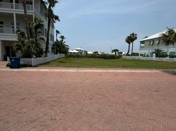 8331 Breakers Blvd, South Padre Island, TX 78597