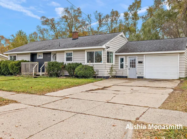 1025 Amity Ave, Muskegon, MI 49442