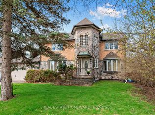 38 Centennial Rd, Toronto, ON M1C1Z1