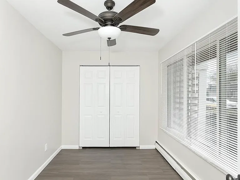 3330 Greenfield Rd #23 — Photo 3