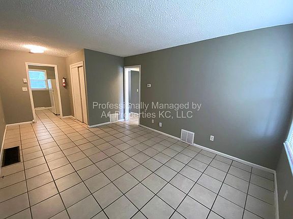 2nd image of 4301 E Linwood Blvd