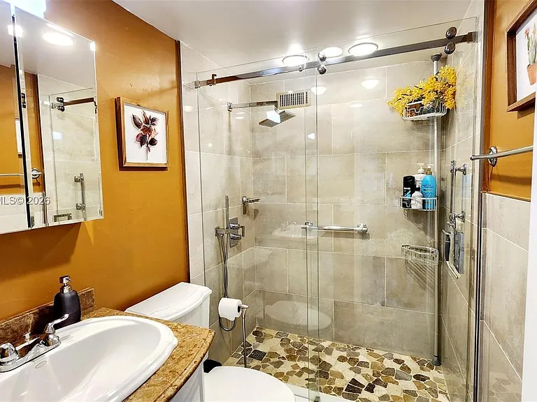 888 Intracoastal Dr #6E — Photo 16