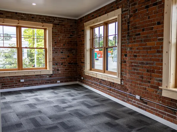 3319 Pacific Ave #304, Tacoma, WA 98418