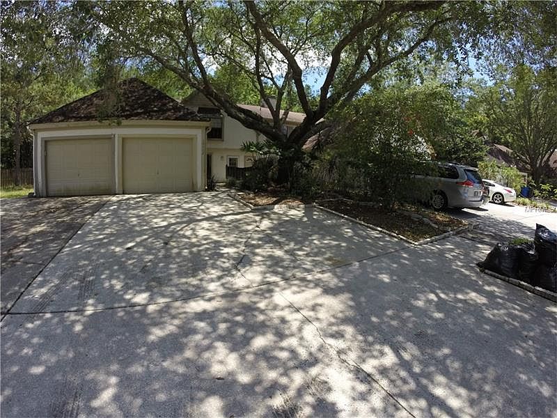 1st image of 16112 Dawnview Dr