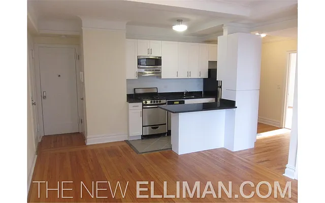 Rented by Douglas Elliman | media 23