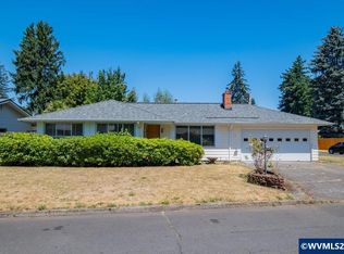 18441 SE Clinton St, Gresham, OR 97030