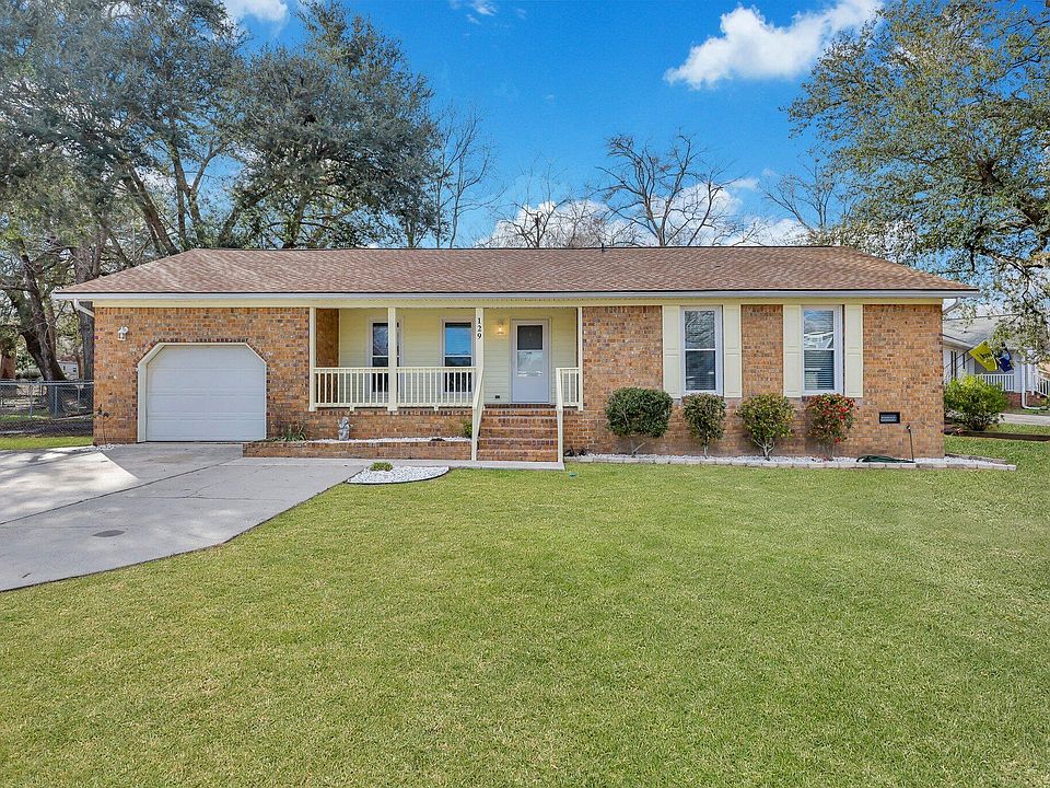1st image of 129 Essex Ave