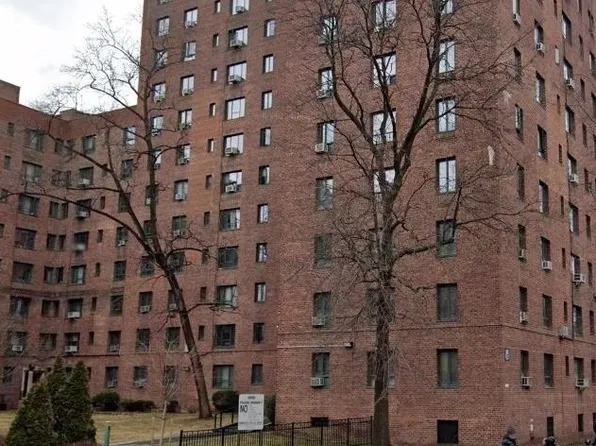 1591 Metropolitan Avenue #3E, Bronx, NY 10462
