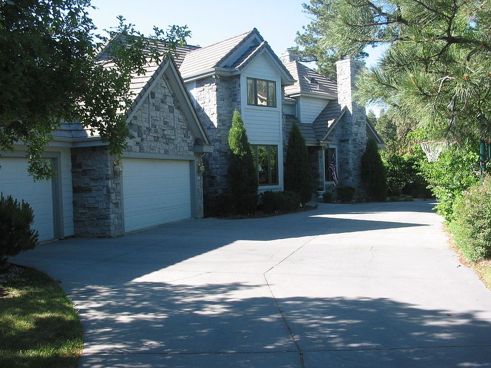 northern drive entrance