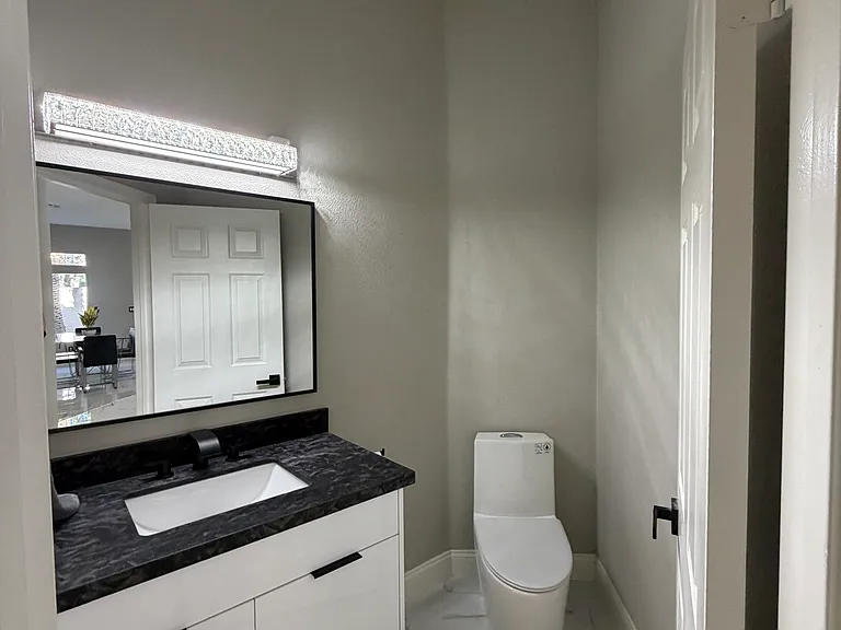 8922 Rio Verde Ave — Photo 30