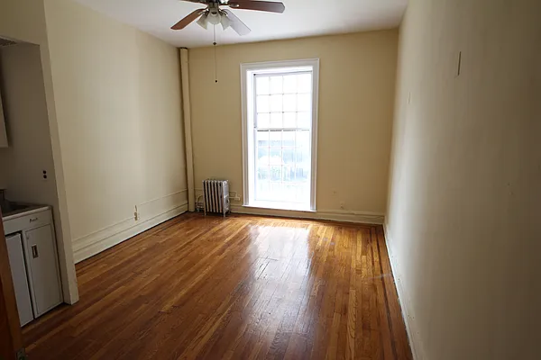 Rented by JR Properties, LTD | media 8