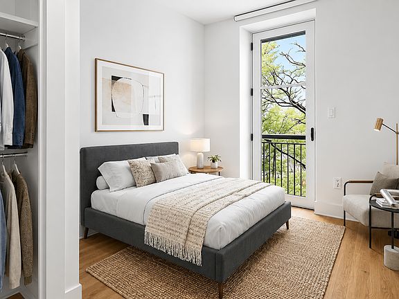 3rd image of 598 Myrtle Ave APT 4A