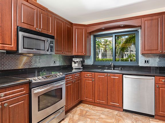 5th image of 4310 S Ocean Blvd