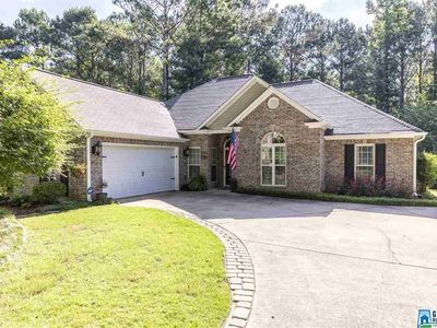 160 Lake Forest Way, Alabaster, AL, 35114