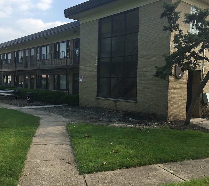 1st image of 28 King Arthur Ct APT 14