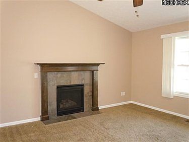 2nd image of 1197 Elm St