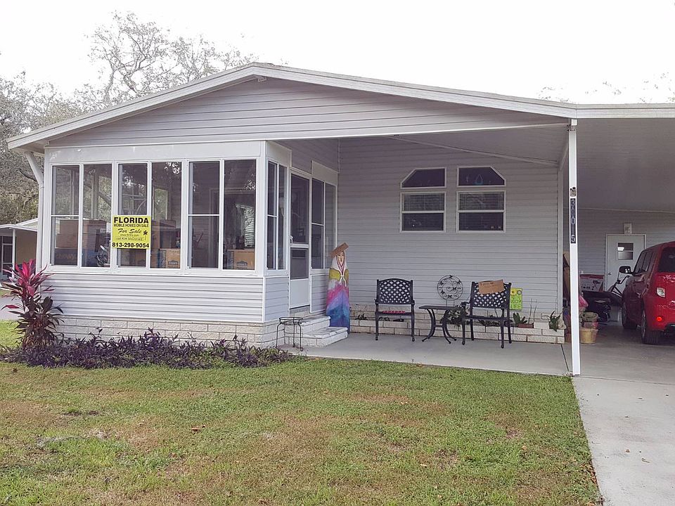 1st image of 38015 Woodside Ln