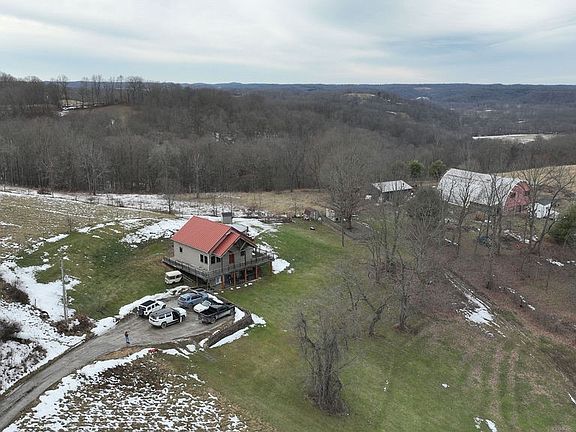 5th image of 82450 Meyers Rd