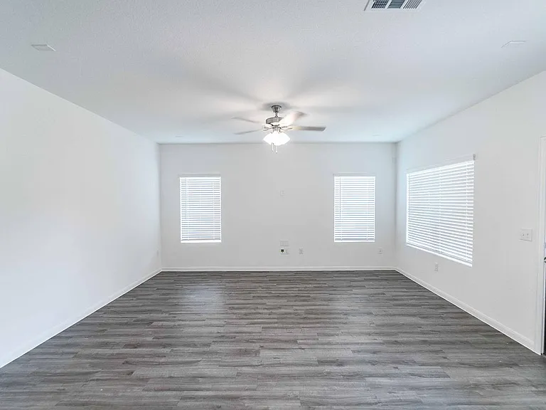 219 Tokalaun Dr — Photo 3