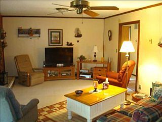 4th image of 5904 N Olivia Dr