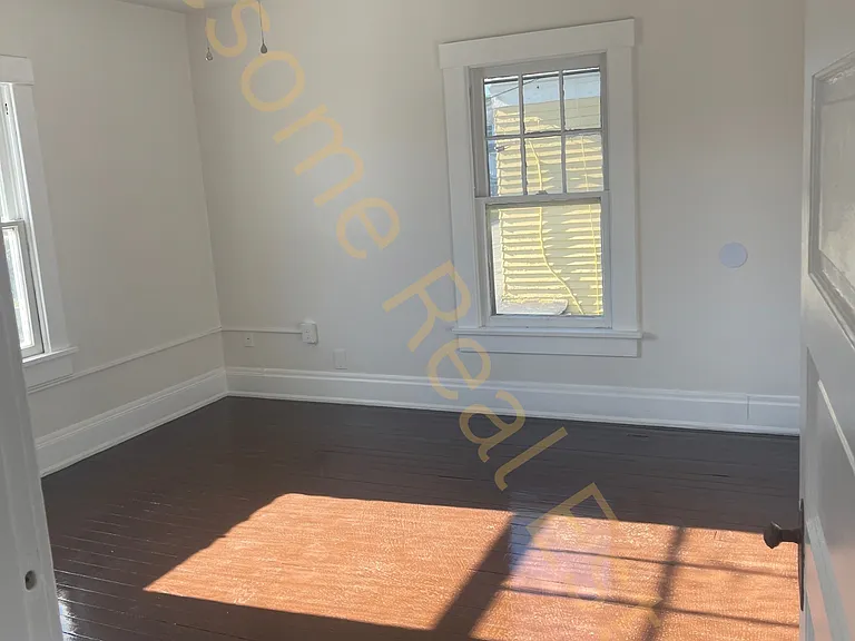 132 E Paint St — Photo 13