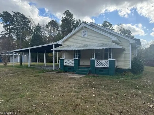 4770 Millers Mill Rd, Trinity, NC 27370