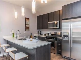 2158 W Adams St #1F, Chicago, IL 60612