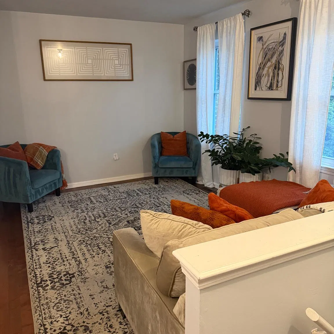 3 bed, 2.5 bath, 1242 sqft, $2,650 — Photo 3