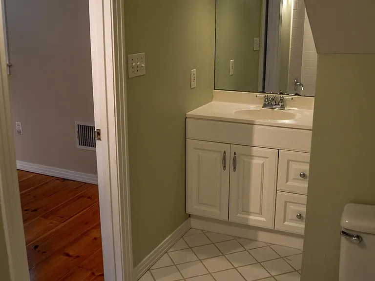 417 W Louisiana St — Photo 18