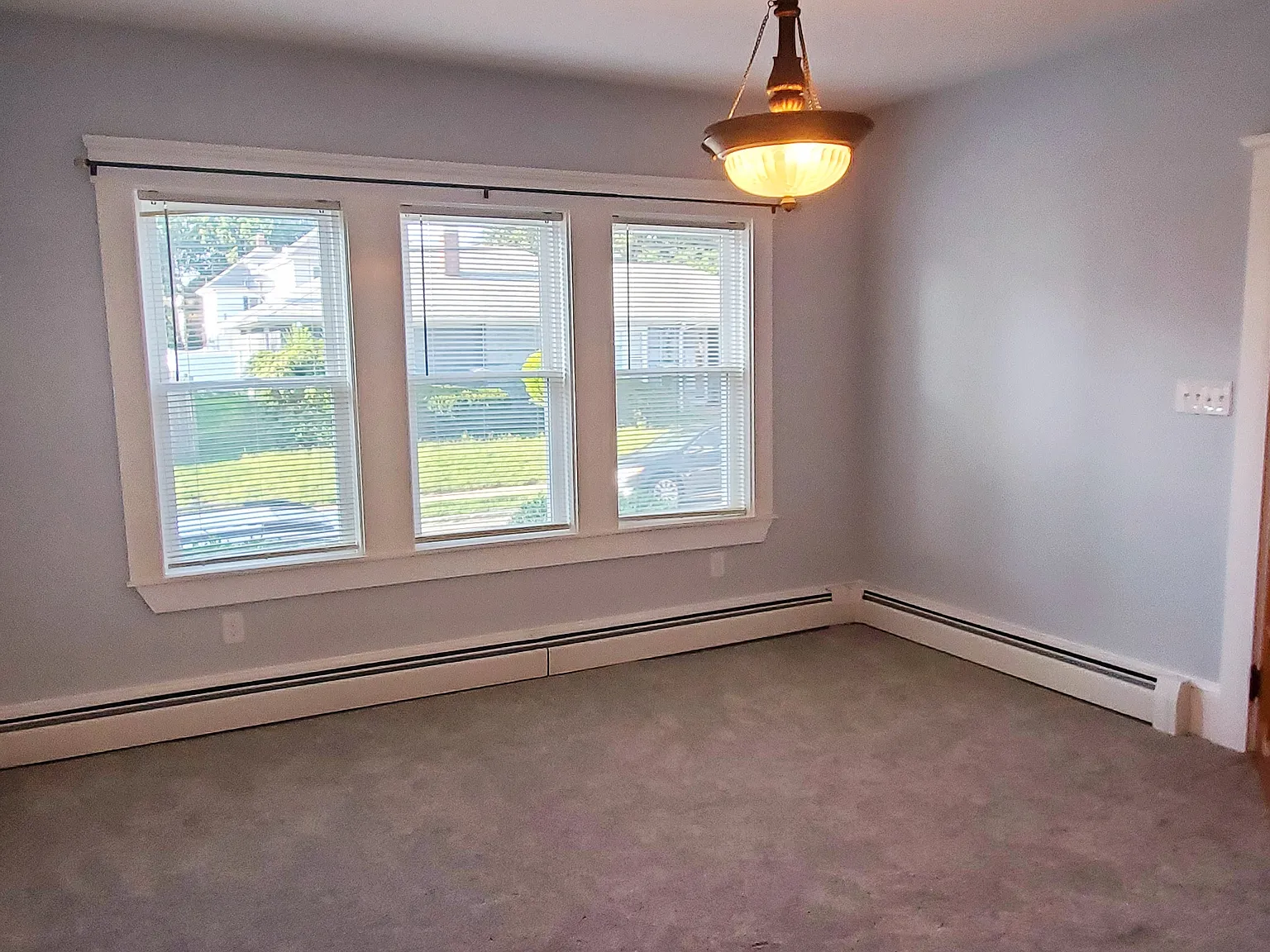 3 bed, $1,800 — Photo 4