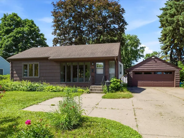 5625 Hillsview Rd, Brooklyn Center, MN 55430
