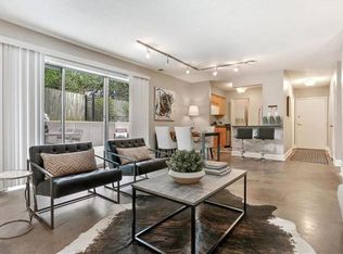 4143 Roanoke Rd APT 4, Kansas City, MO 64111