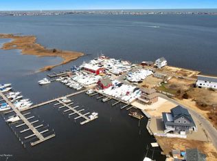 47 Dorrance Dr, Bayville, NJ 08721