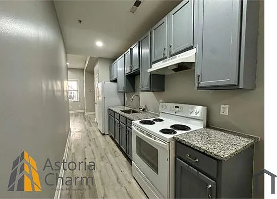 1918 N Charles St #2 — Photo 3