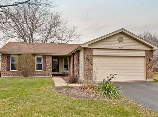 1610 Red Coach Ln, Algonquin, IL
